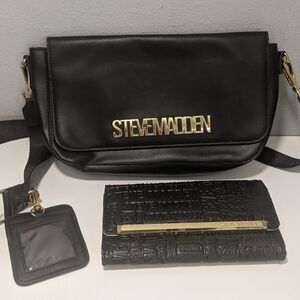 Steve Madden Black and Gold Bag Set
